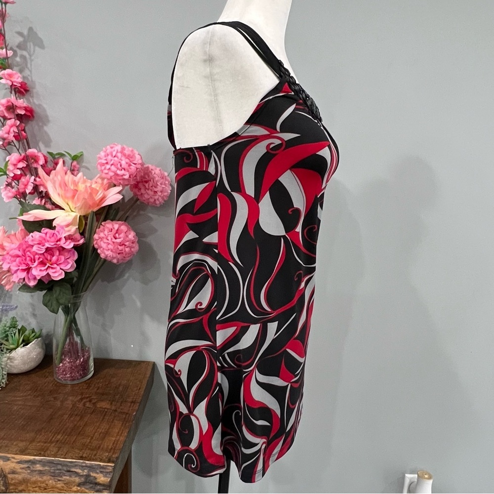 Sleeveless Top - Picture 6 of 16